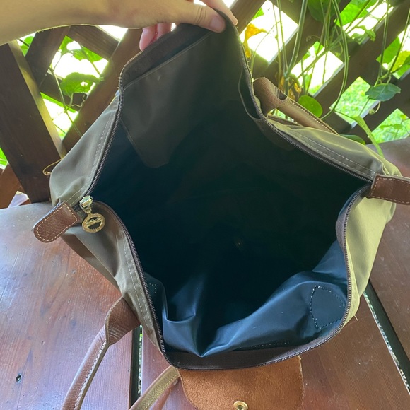 Longchamp Le Pliage Tote - Picture 6 of 7